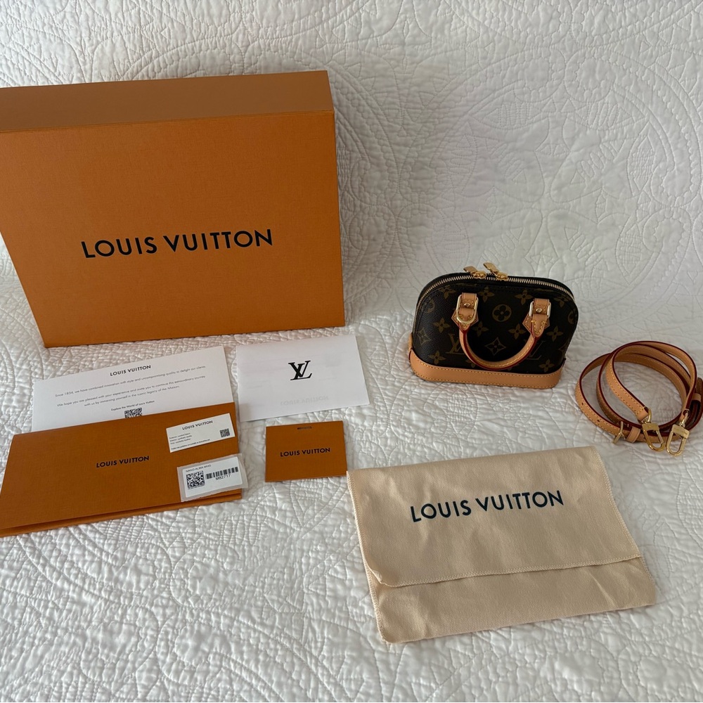 Louis Vuitton Nano Alma Monogram M82717 Mini Crossbody – Full Set